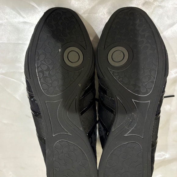 Coach Remonna Monogram Signature " C” logo Material Black Suede Patent trimming - Picture 8 of 10